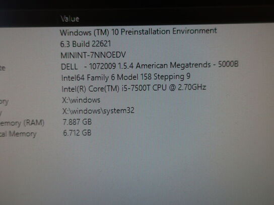 HP 22" skærm m. tastatur SynchMaster 2243 (PC medfølger ikke)