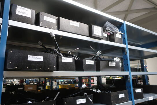 22 fag lagerreoler med indhold