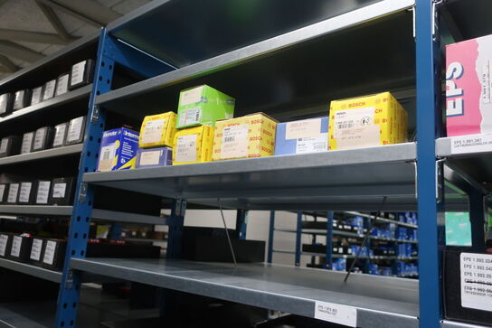 12 fag lagerreol med indhold