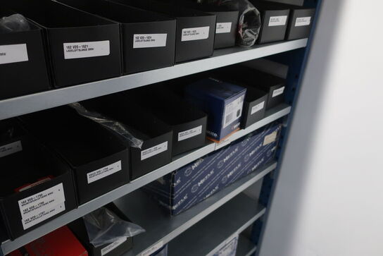 12 fag lagerreol med indhold