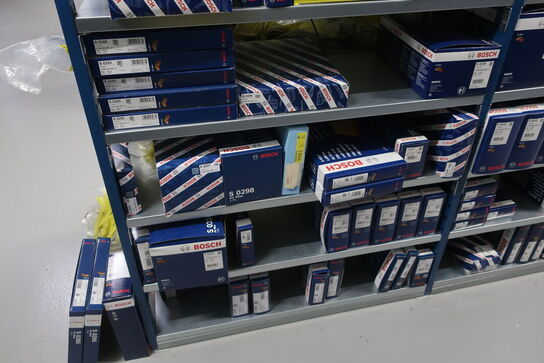 20 fag lagerreoler med indhold