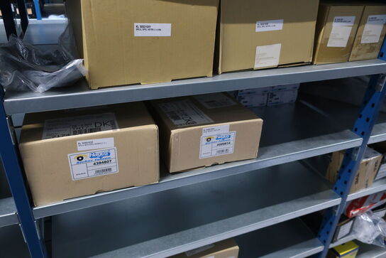 22 fag lagerreoler med indhold