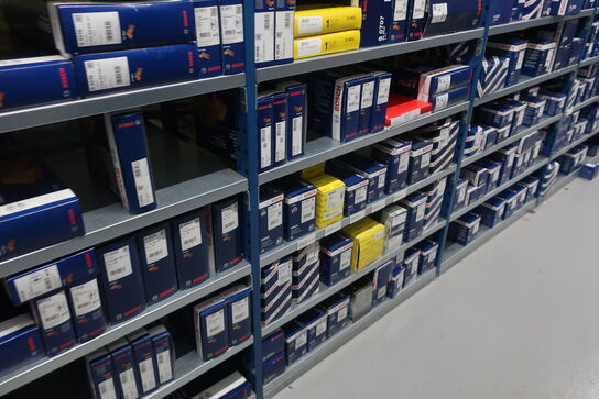 20 fag lagerreoler med indhold