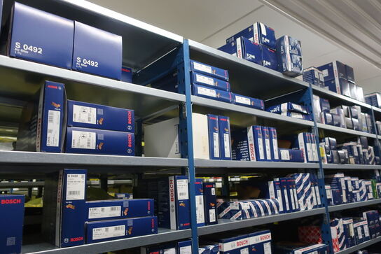 20 fag lagerreoler med indhold