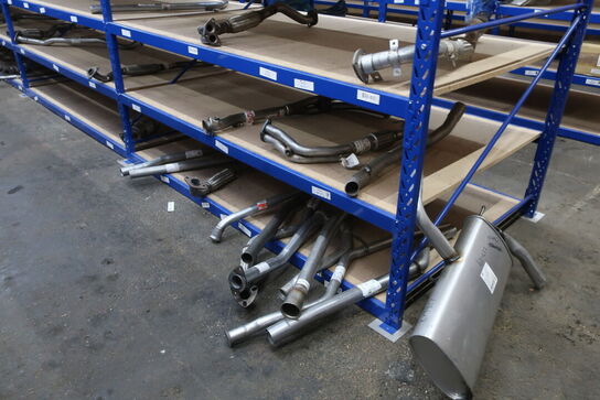 Varelager af udstødning m.v. samt reoler hertil