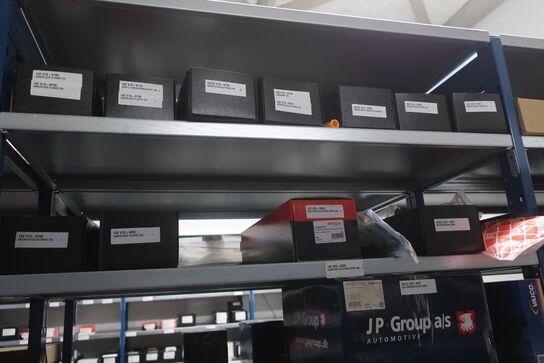 12 fag lagerreol med indhold