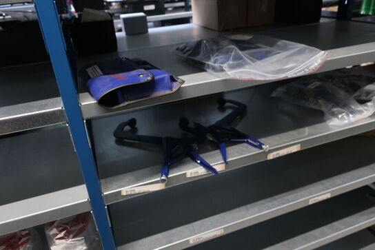 22 fag lagerreoler med indhold