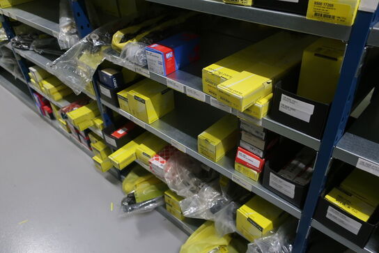 20 fag lagerreoler med indhold