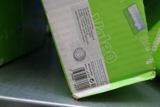 26 fag lagerreoler med indhold