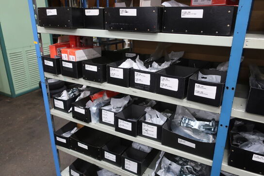 11 fag lagerreol med indhold