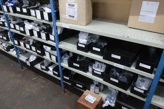 11 fag lagerreol med indhold