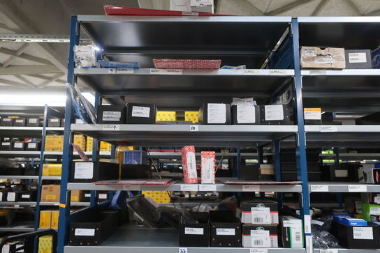 12 fag lagerreol med indhold