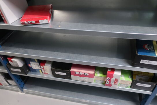 12 fag lagerreol med indhold