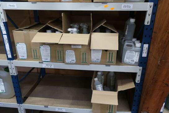 6 fag lagerreoler med indhold