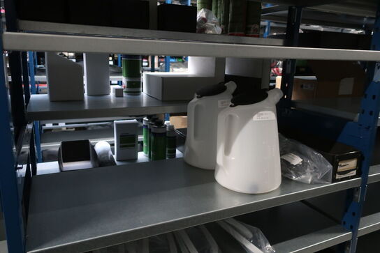 22 fag lagerreoler med indhold