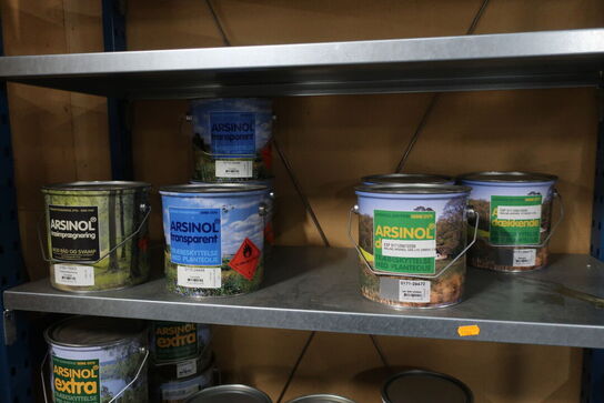 2 fag lagerreoler med indhold