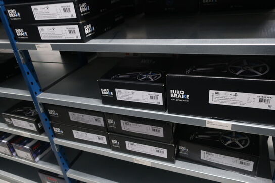 30 fag lagerreoler med indhold