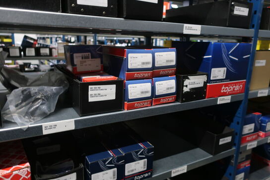 22 fag lagerreoler med indhold