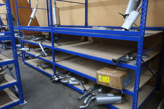 Varelager af udstødning m.v. samt reoler hertil