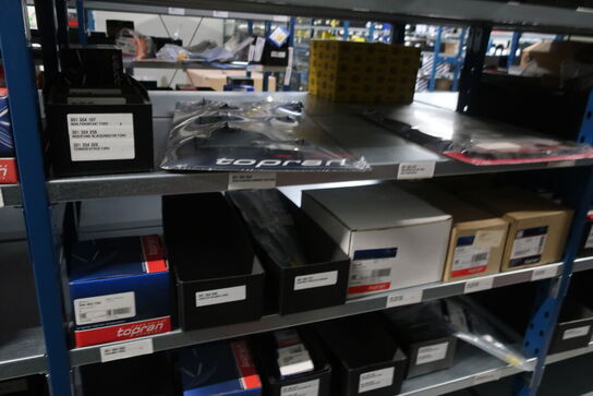 22 fag lagerreoler med indhold