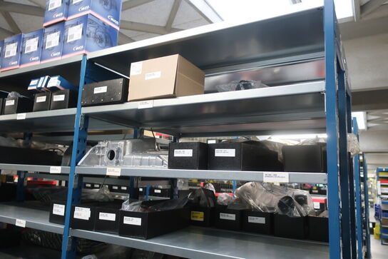 12 fag lagerreol med indhold