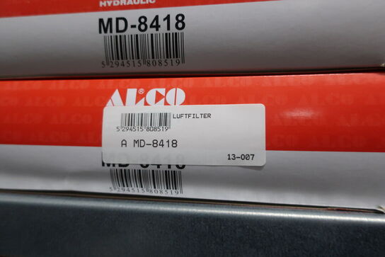 22 fag lagerreoler med indhold