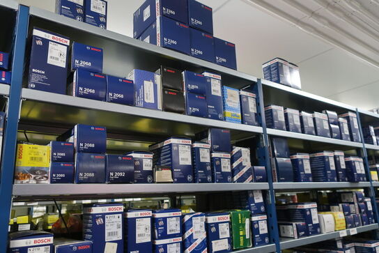 20 fag lagerreoler med indhold