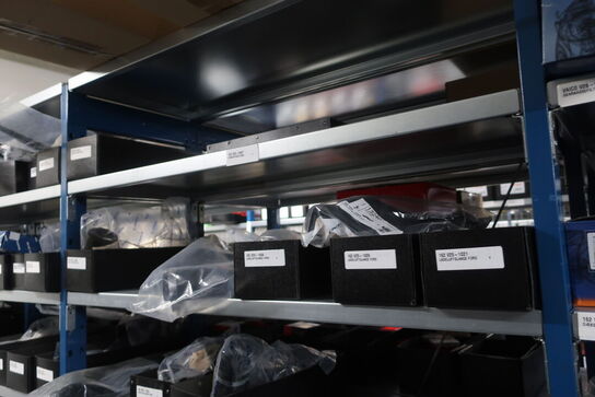 12 fag lagerreol med indhold