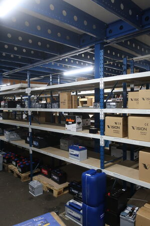 5 fag lagerreol uden indhold