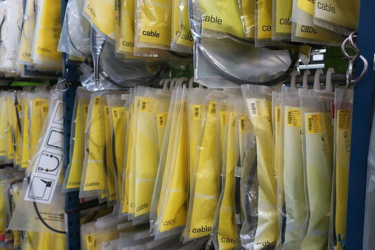 26 fag lagerreoler med indhold