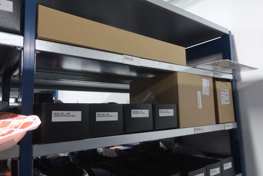 12 fag lagerreol med indhold