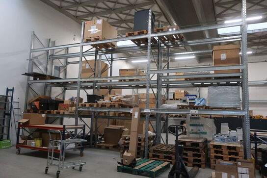 3 fag pallereol med indhold