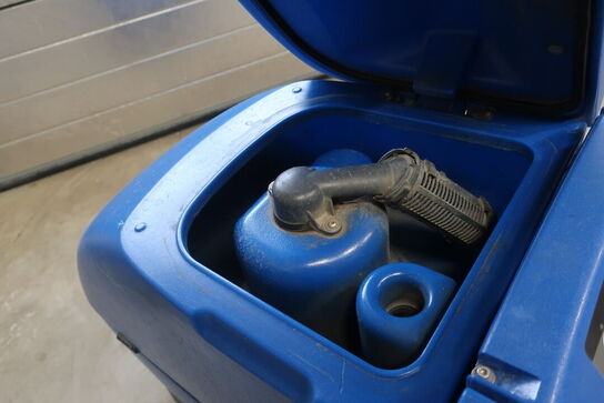 Gulvvaskemaskine NILFISK SCRUBTEC 553 BL