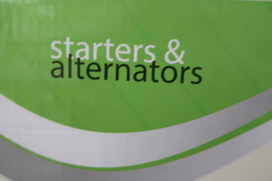 12 fag lagerreoler med indhold 