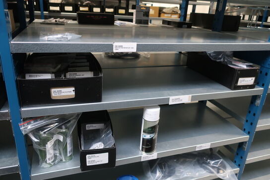 22 fag lagerreoler med indhold