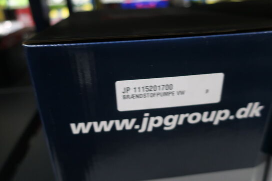 24 fag lagerreoler med indhold