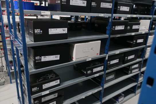 30 fag lagerreoler med indhold