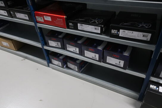 30 fag lagerreoler med indhold