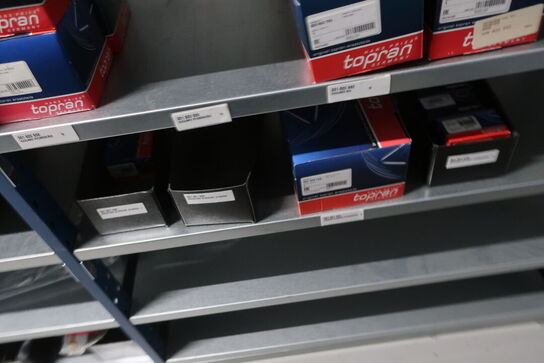 22 fag lagerreoler med indhold