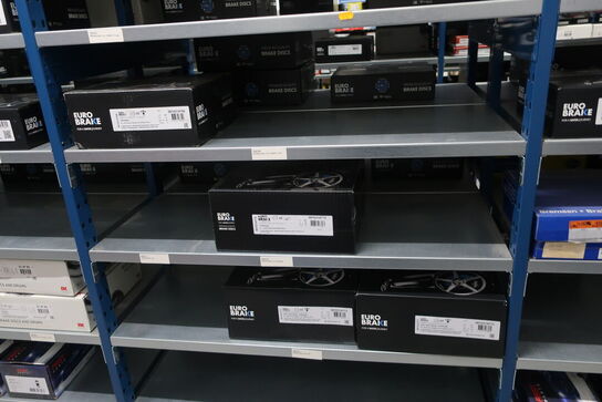 30 fag lagerreoler med indhold