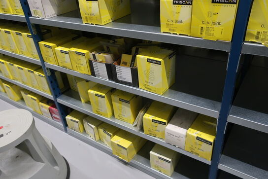 20 fag lagerreoler med indhold