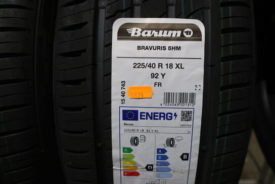 3 stk. dæk BARUM 225/40 R 18 XL 92 Y