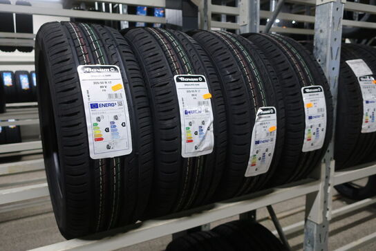 4 stk. dæk BARUM 205/50 R 17 89 V