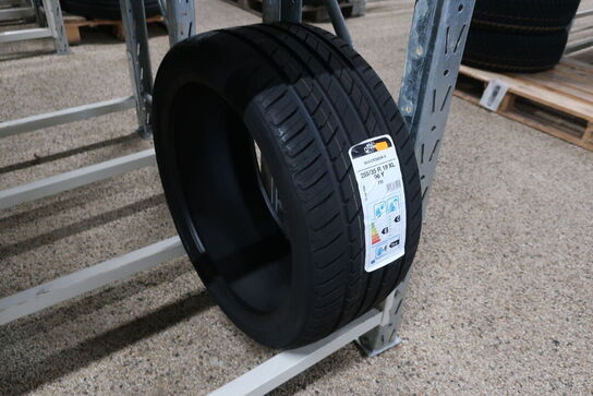 Dæk TYFOON 255/35 R 19 XL 96 Y