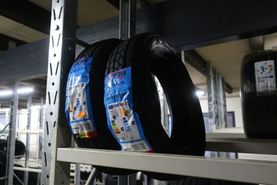 2 stk. dæk SUPERIA 145/70R13 71T