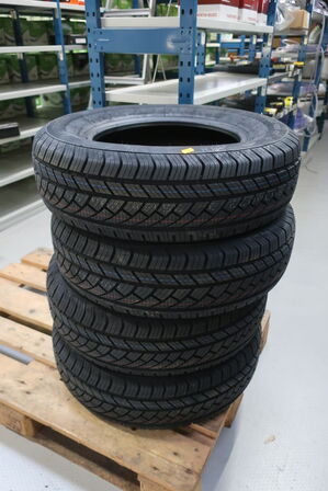 4 stk. dæk FORTUNA 215/740R15 C109/107R