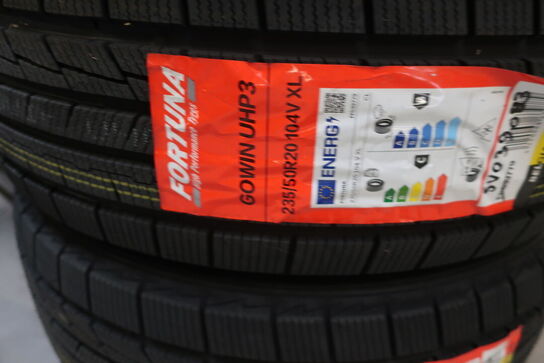 4 stk. dæk FORTUNA 235/50R20 104V XL