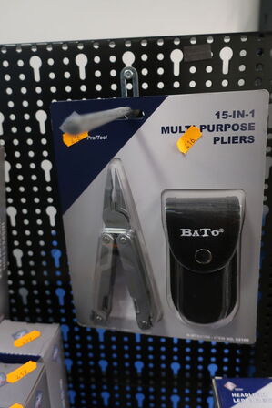 2 stk. tænger samt arbejdslamper BATO 