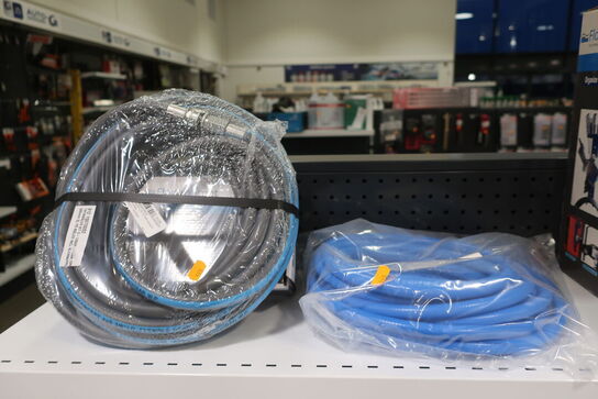 2 stk. luftslanger samt pumpepistol 