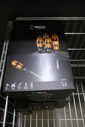 7 sæt skruetrækkere WERA samt vogn